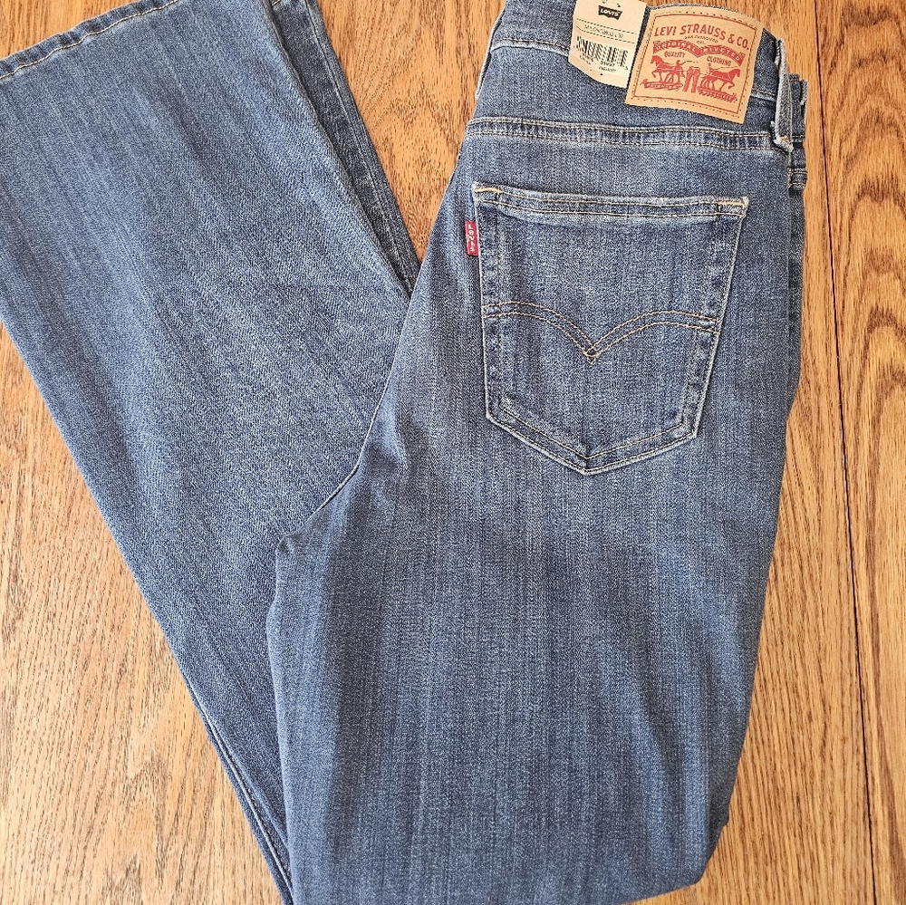 Levi's Classic Indigo Jeans